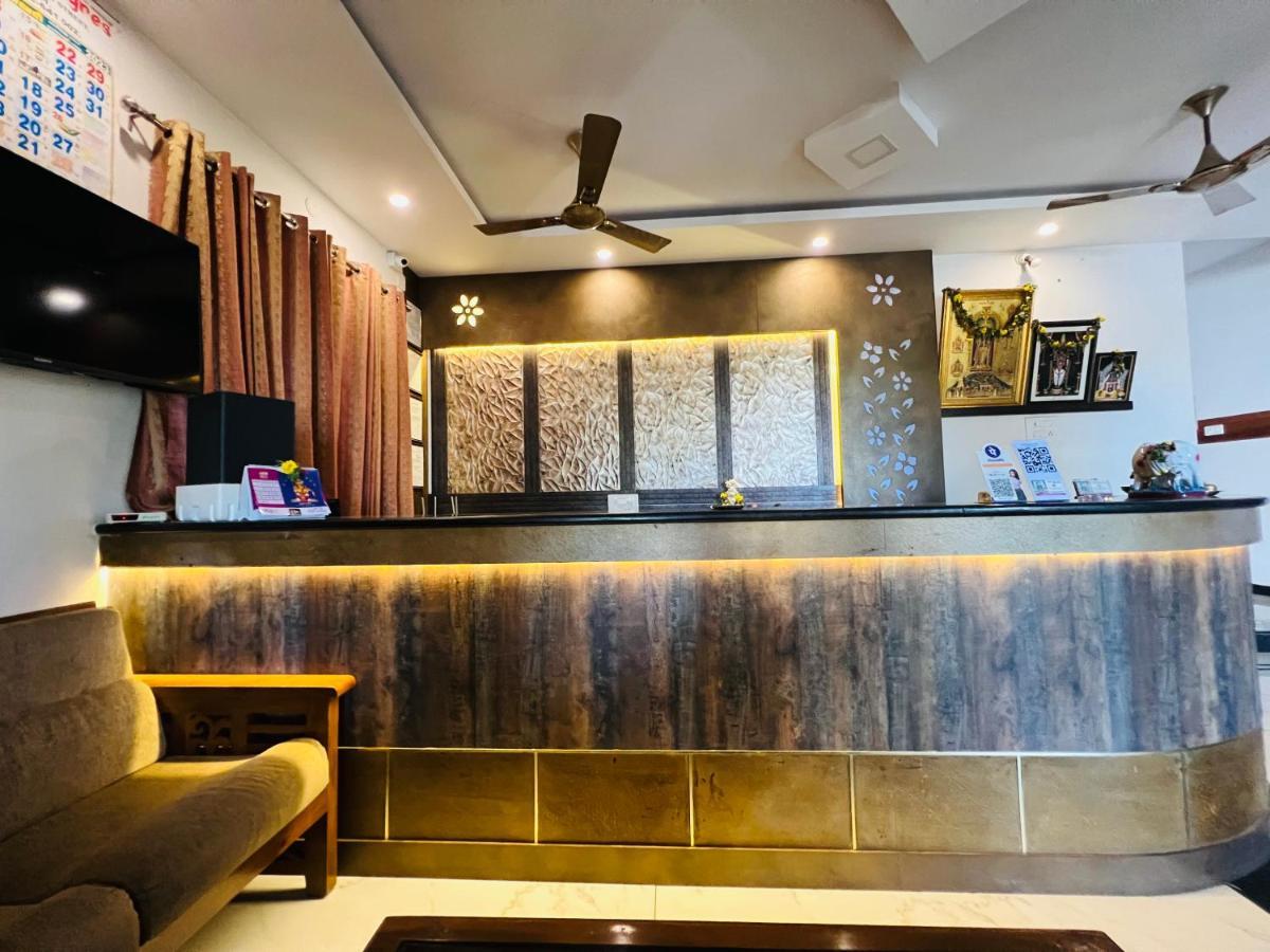 Raja Residency Hotel Alāndurai Екстериор снимка