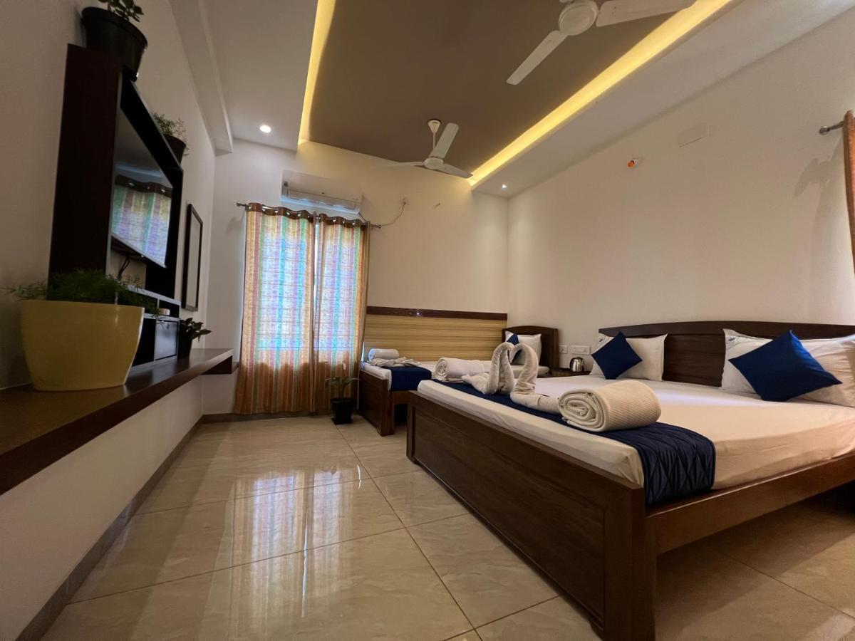 Raja Residency Hotel Alāndurai Екстериор снимка