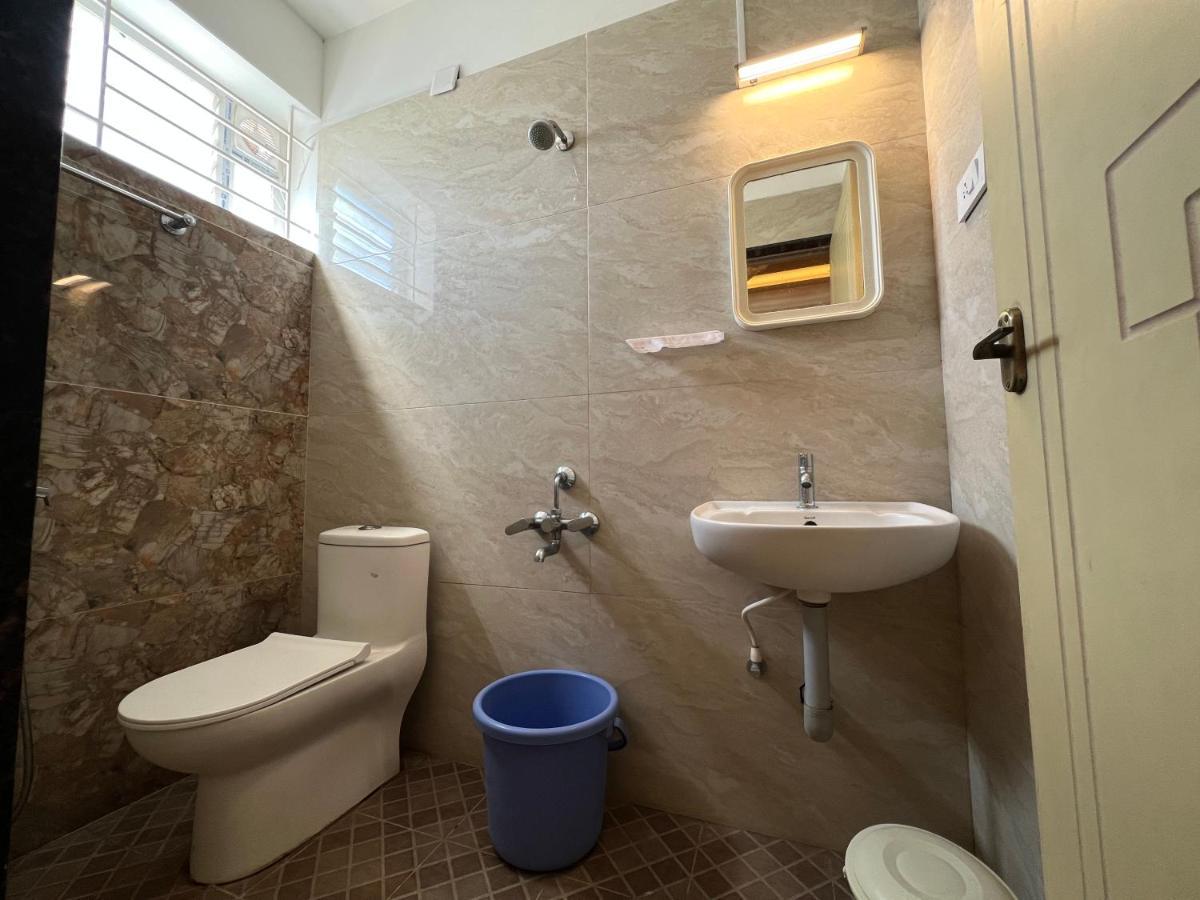 Raja Residency Hotel Alāndurai Екстериор снимка